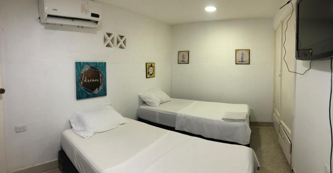 Cartagena Martinica Hostel מראה חיצוני תמונה